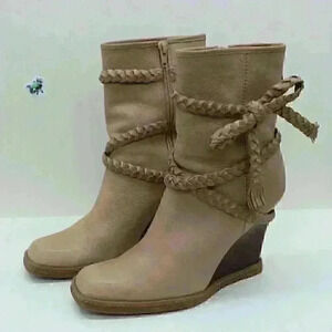 Vince Camuto Women’s Brown Leather Wedge Booties Size US 9 B